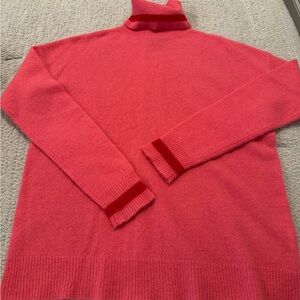 Women's Pink Cashmere Turtleneck Sweater